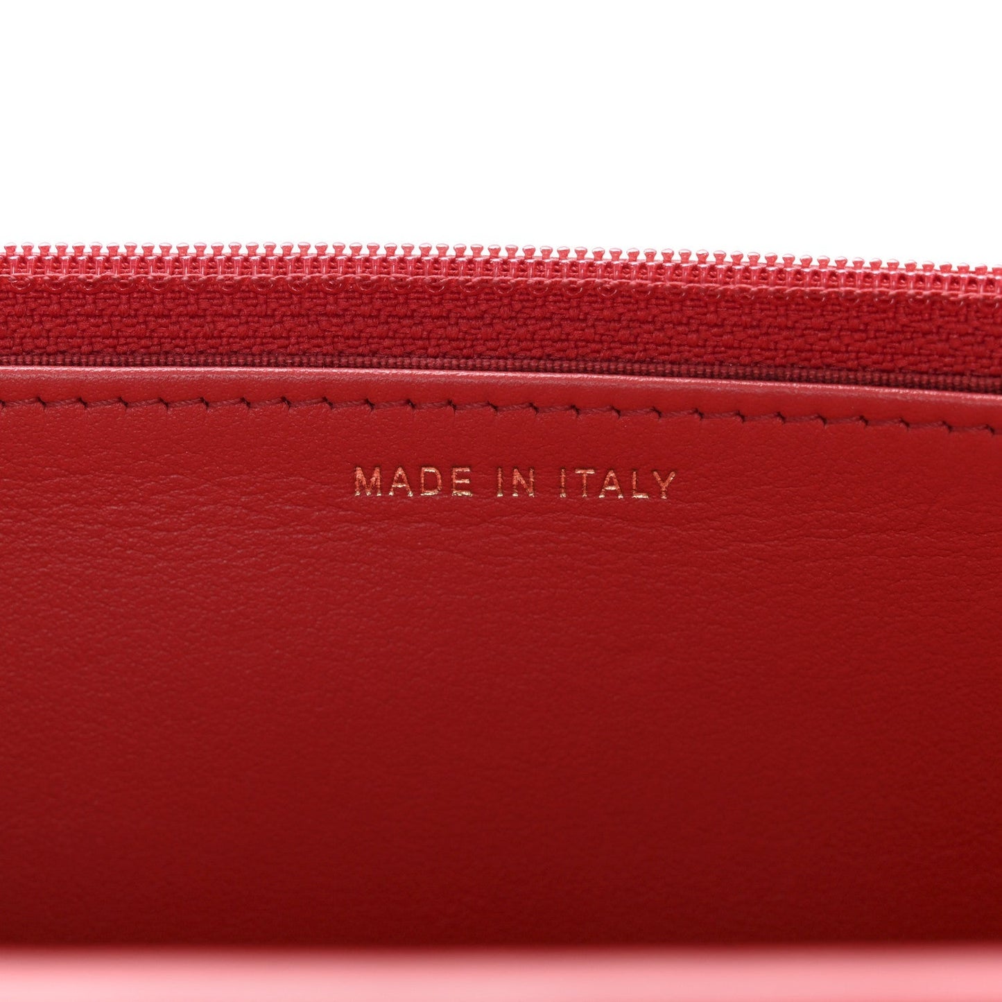 Caviar Quilted Boy Wallet On Chain WOC Red