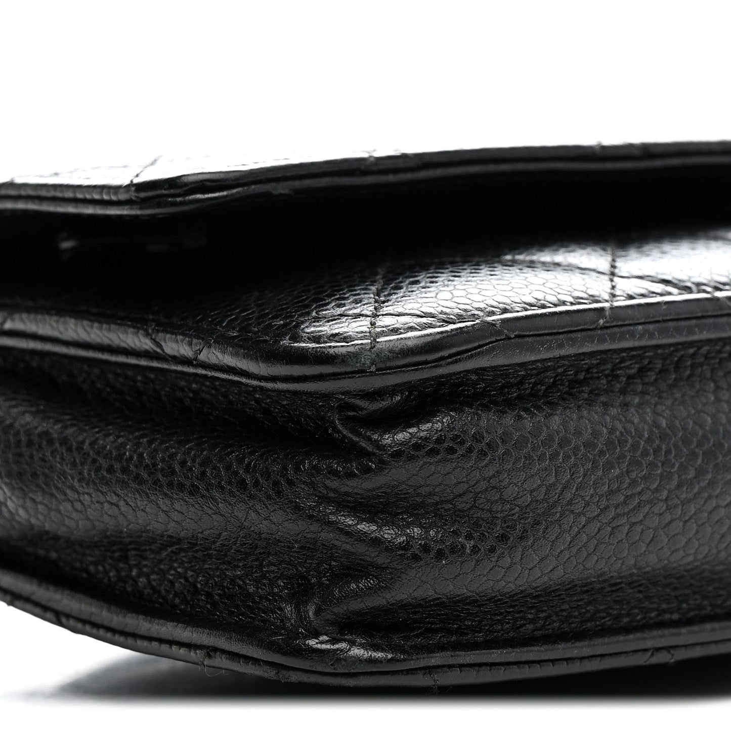 Caviar Quilted Wallet on Chain WOC Black