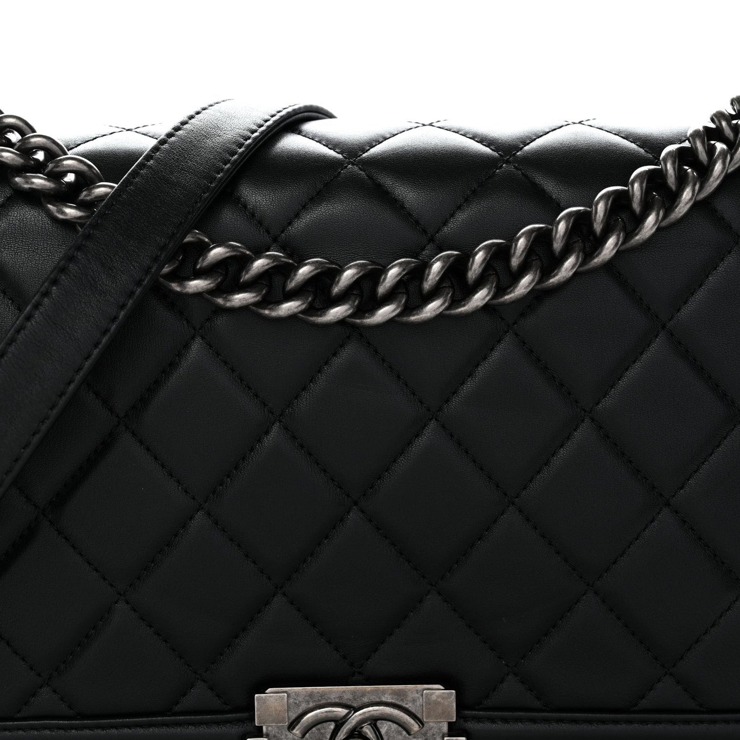 Calfskin Quilted Medium Boy Flap Black
