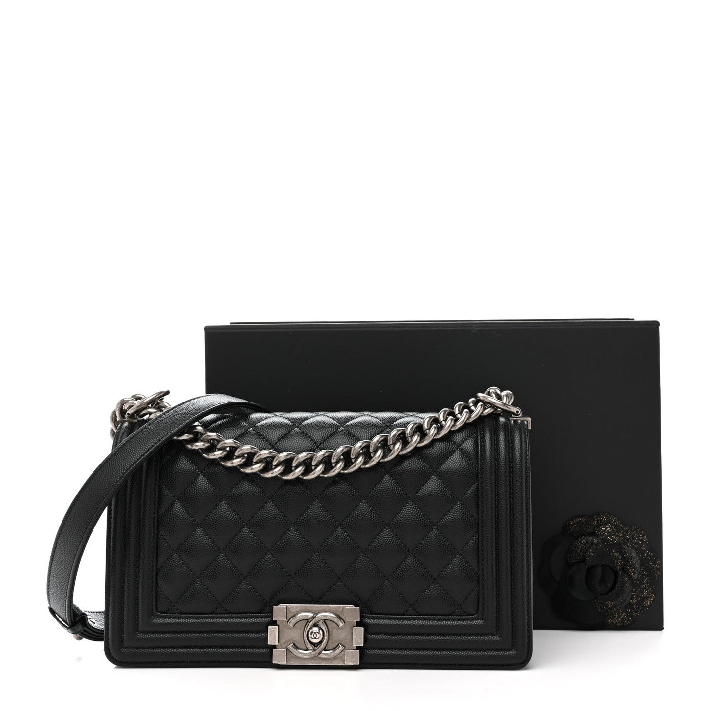 Caviar Quilted Medium Boy Flap Black