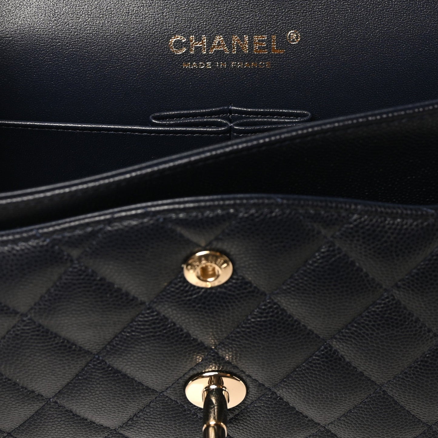 Caviar Quilted Medium Double Flap Navy