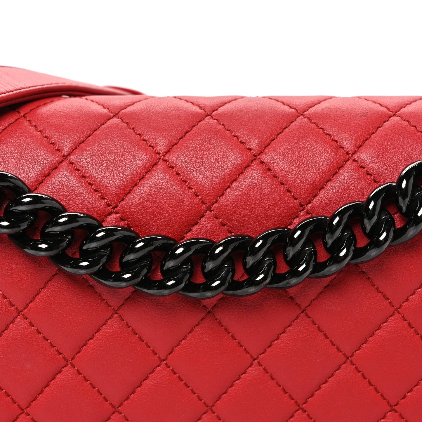 Lambskin Quilted Medium Boy Flap Red