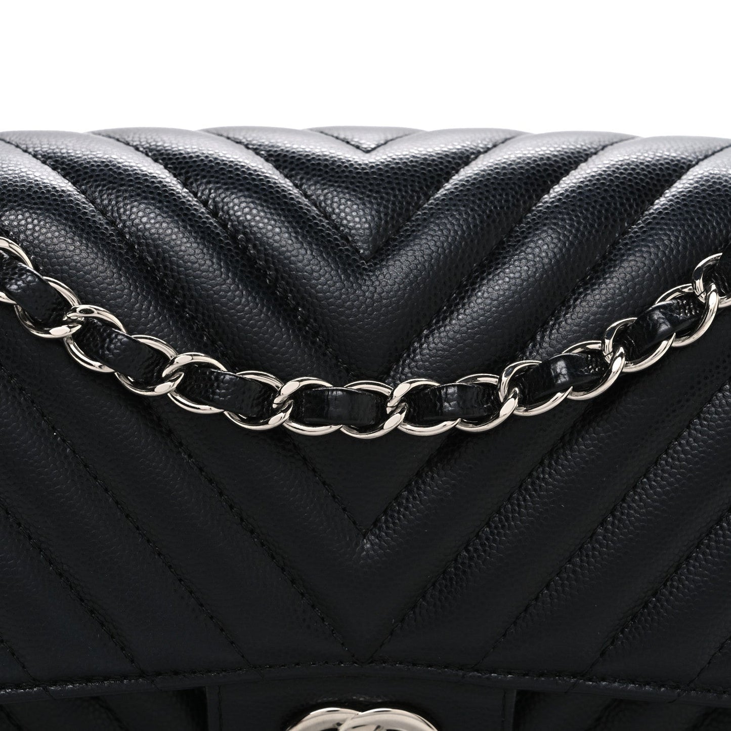 Caviar Chevron Quilted Medium Double Flap Black