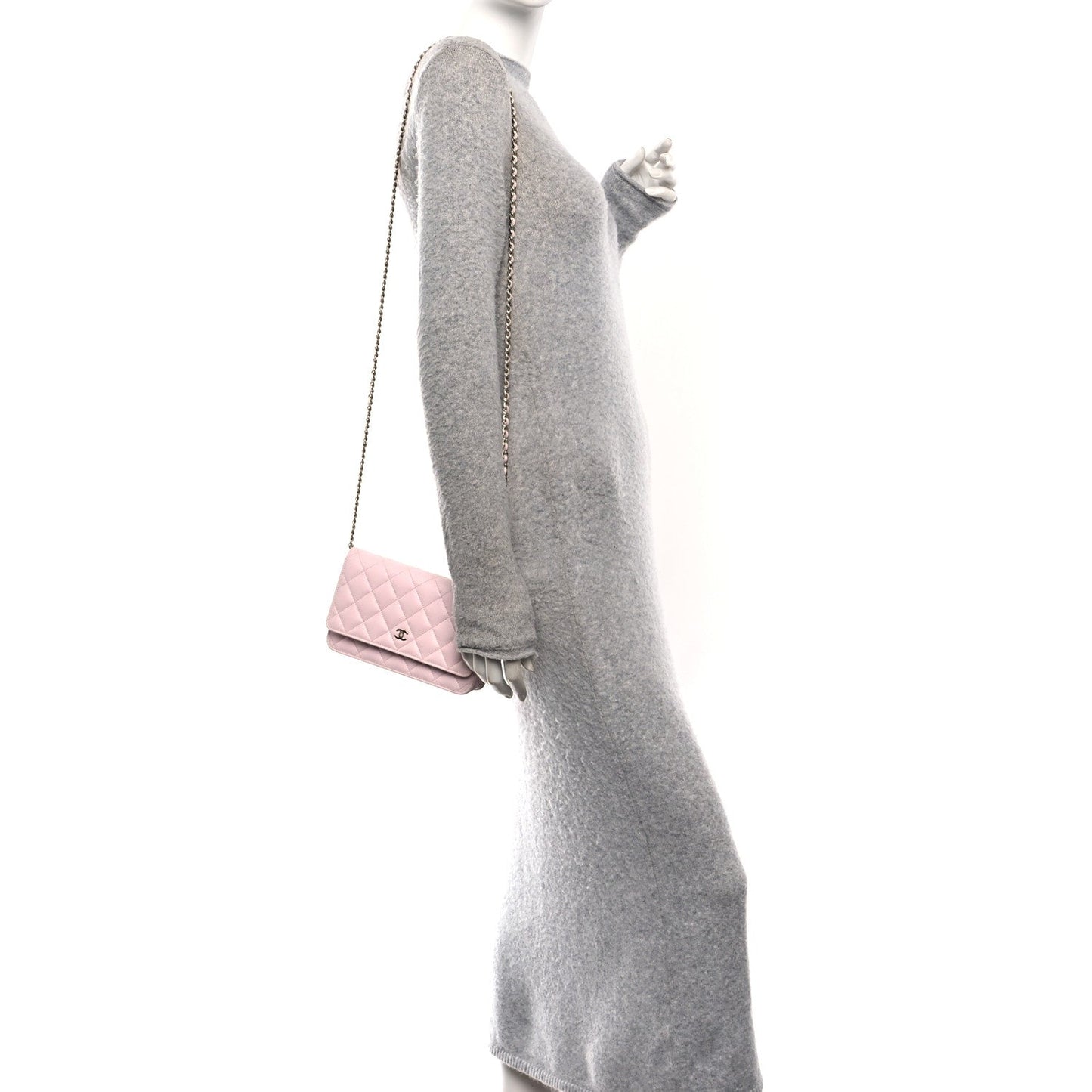 Caviar Quilted Wallet on Chain WOC Light Pink