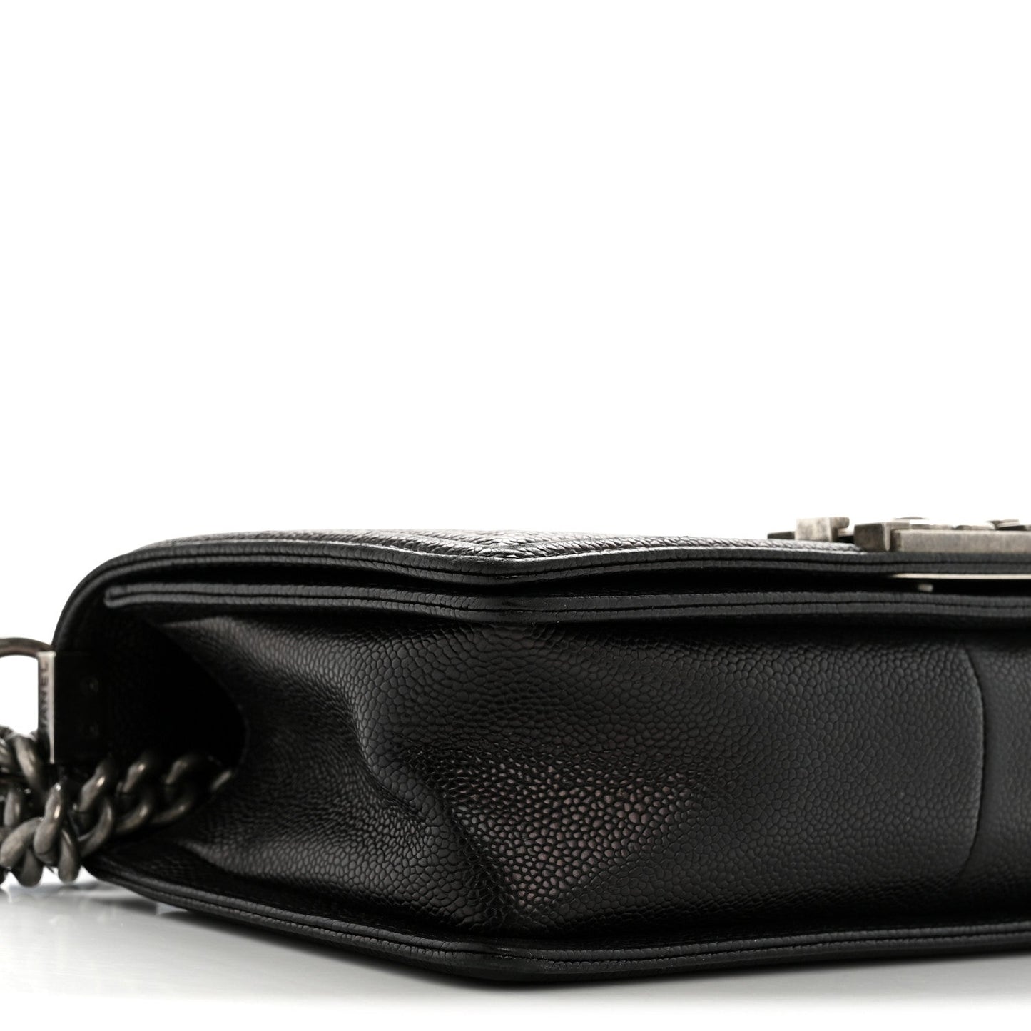 Caviar Quilted Medium Boy Flap Black