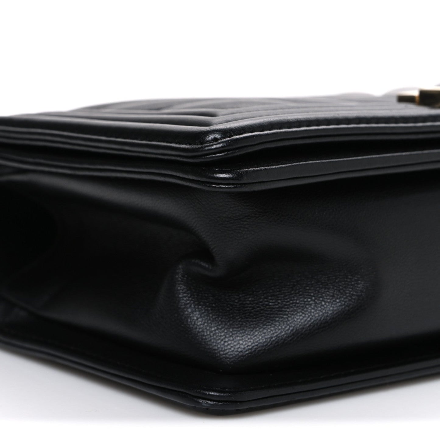 Calfskin Chevron Quilted Medium Boy Flap Black