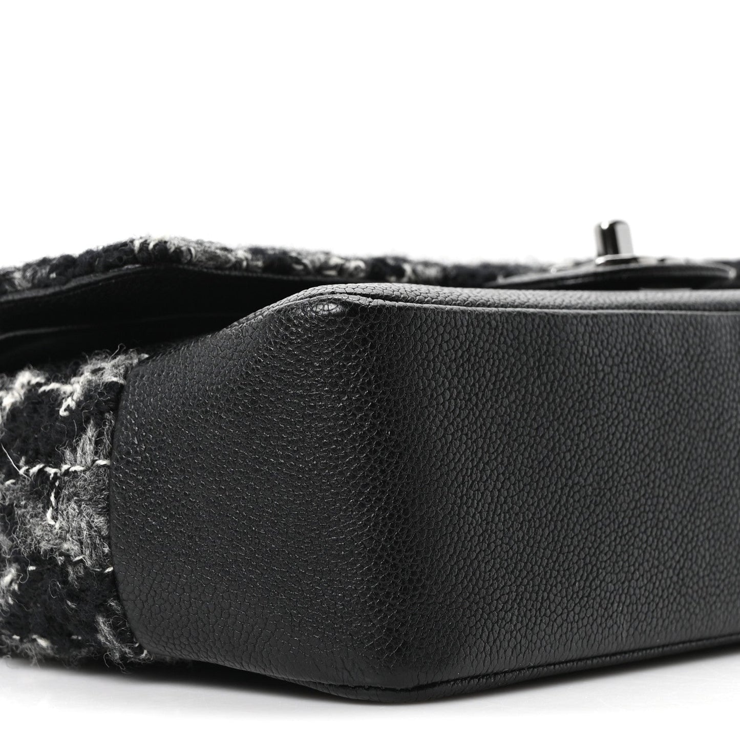 Caviar Tweed Houndstooth Quilted Medium Double Flap Black Grey