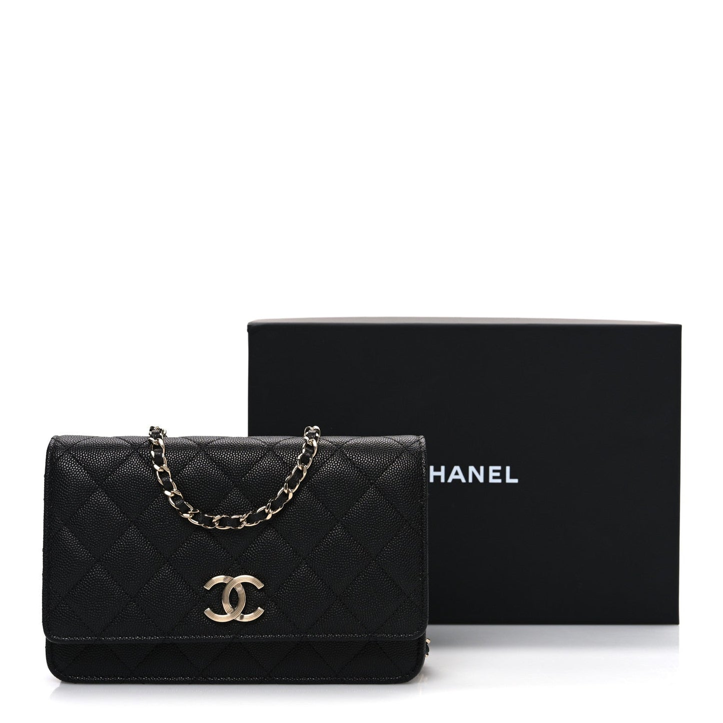 Caviar Quilted Striated CC Wallet On Chain WOC Black